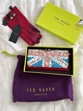 Ted Baker Bulldog floral Union Jack Clasp Wallet 🇬🇧